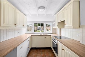 Photo 16- click for photo gallery